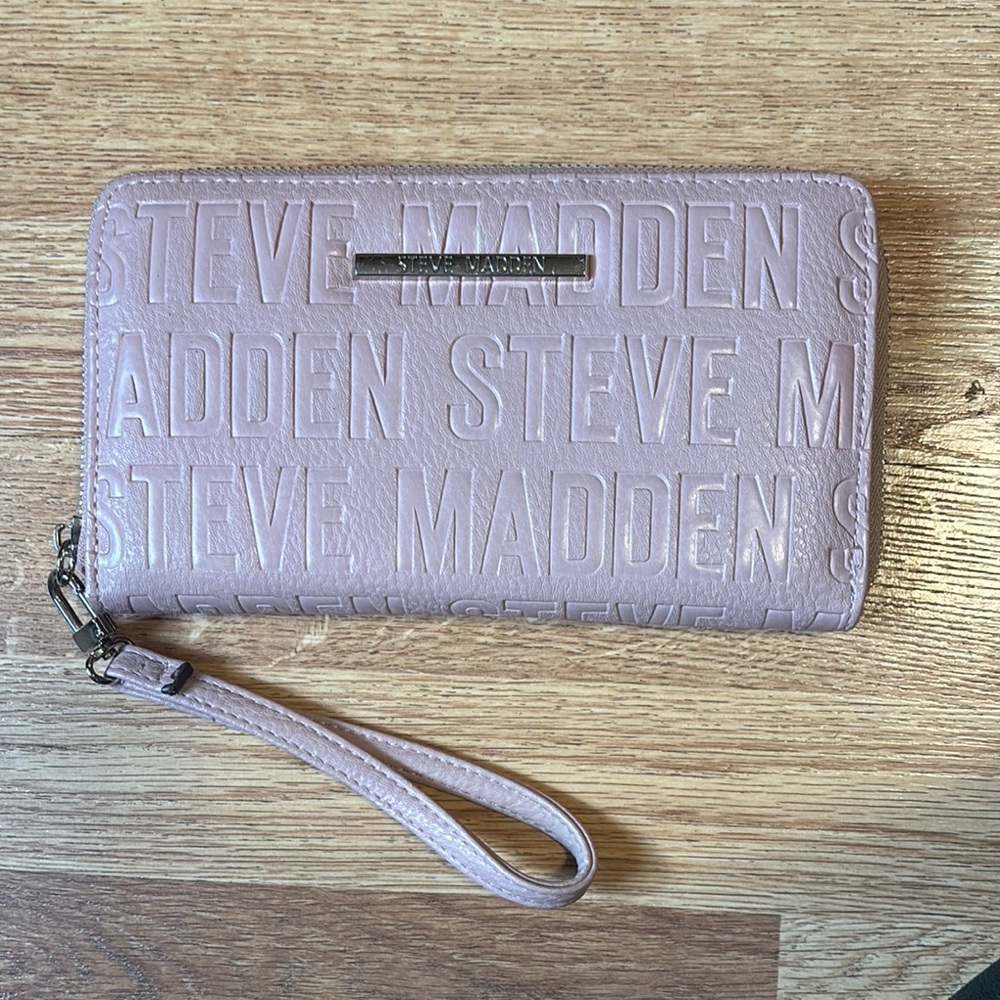 Steve Madden Blush Embossed Wristlet